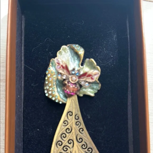 Jay Strongwater Elegant Gold/Green/Brown Bee Bookmark - NBU - Picture 5 of 7